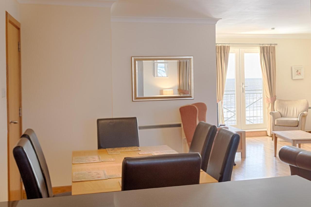 Links Apartment Brora Eksteriør billede